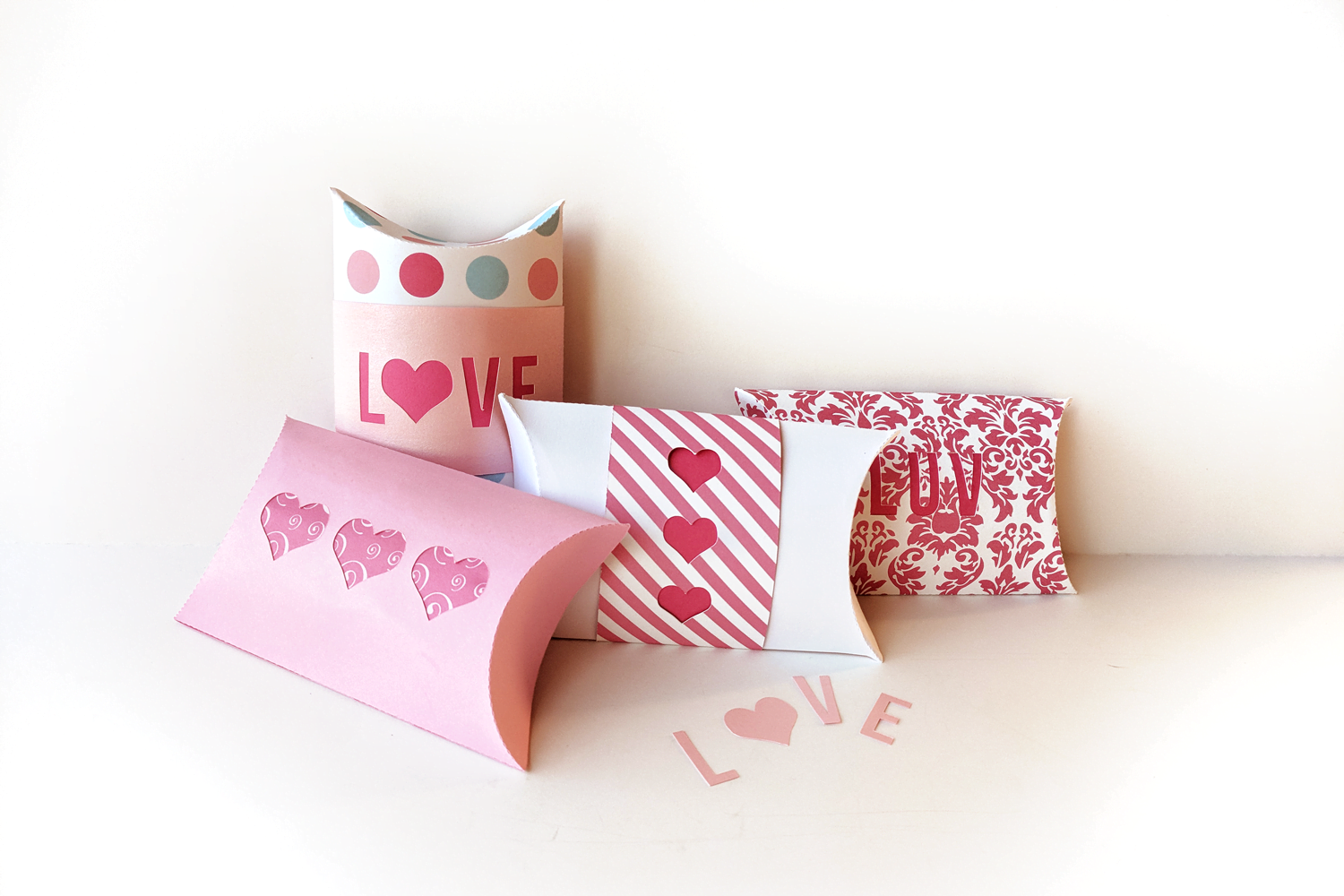 5 tricks about pillow boxes implemented for powerful branding